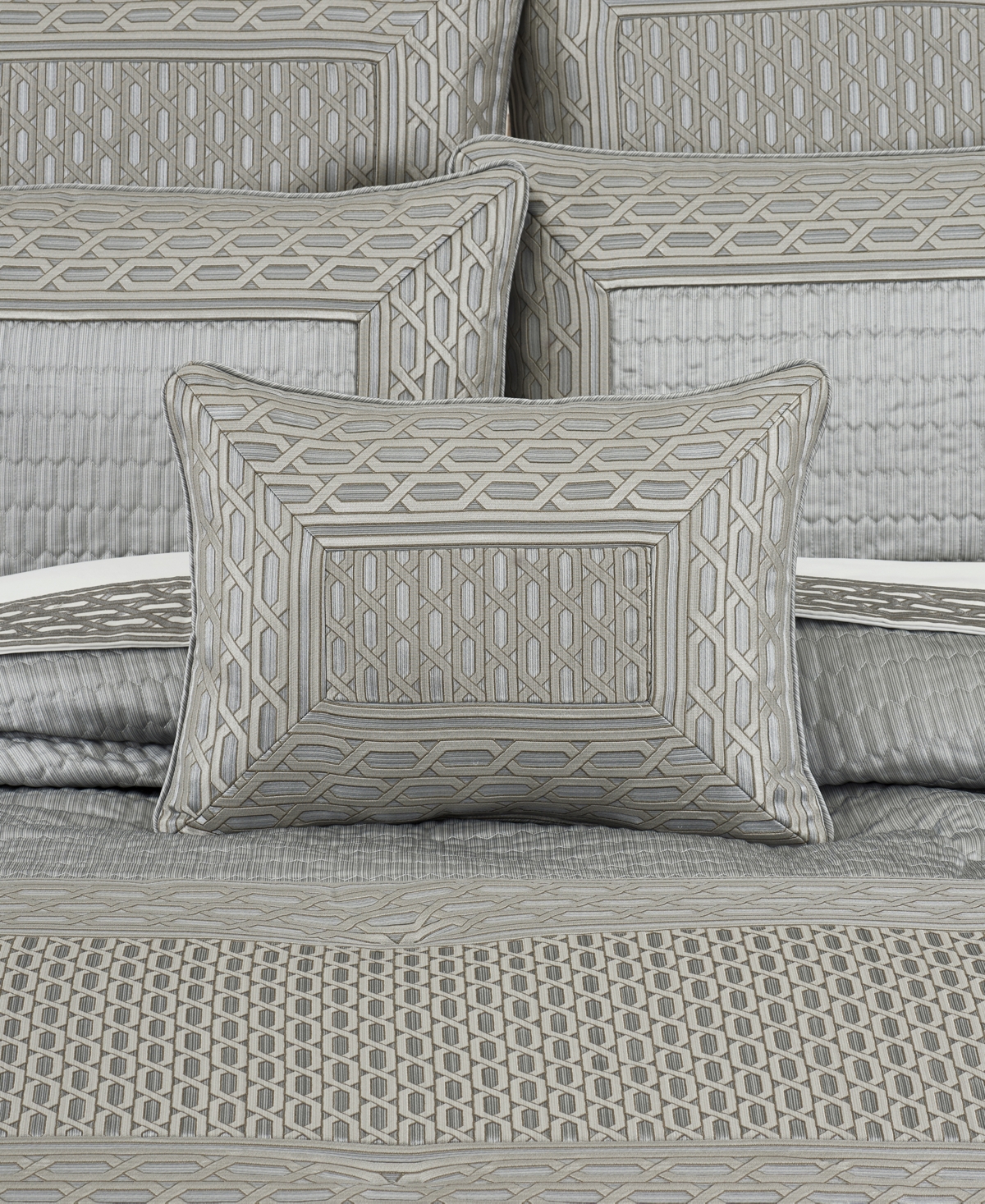J Queen New York Metropolitan Boudoir Decorative Pillow, 15" X 20" In Gray