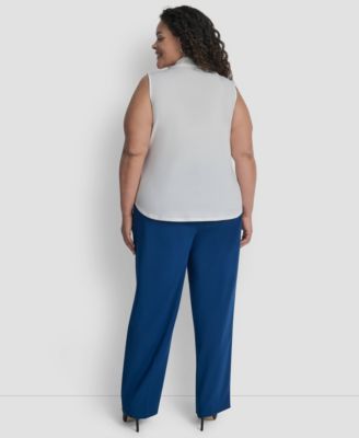 Plus Size Sleeveless V-Neck Top