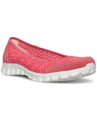 memory foam walking sneakers