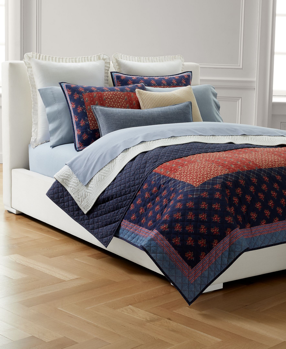 Ralph Lauren Claremont Soft Cotton Floral Quilt, King In Multi