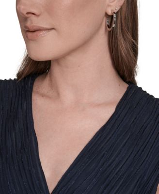 Women's Sleeveless V-Neck Gown