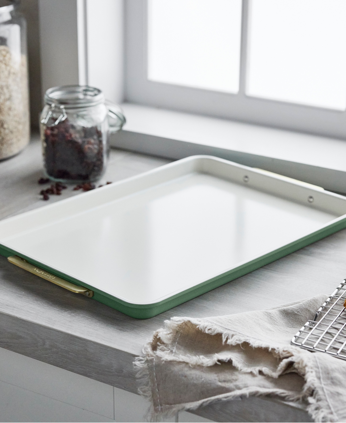 Greenpan Reserve Healthy Ceramic Nonstick Bakeware Half Sheet Pan In Green