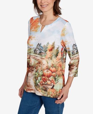 Women's Classic Farm Landscape Harvest Floral Top
