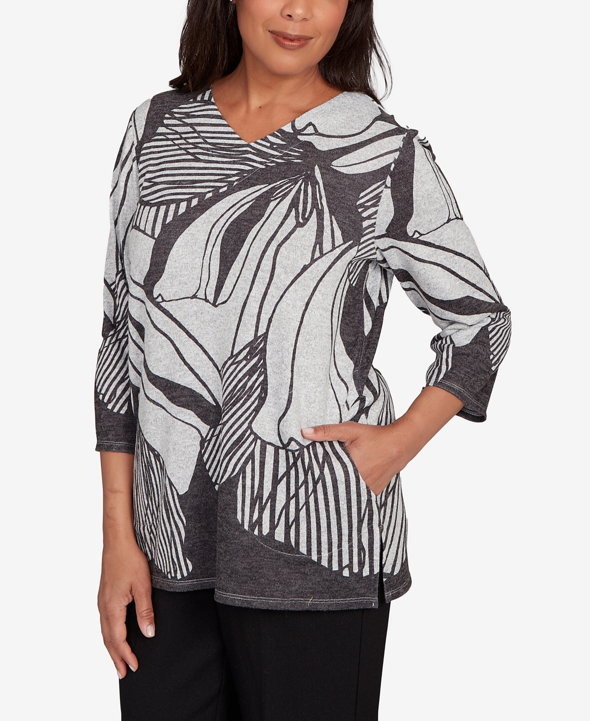 Alfred Dunner Women's Classic Abstract Floral Stripe V-neck Top In Multi