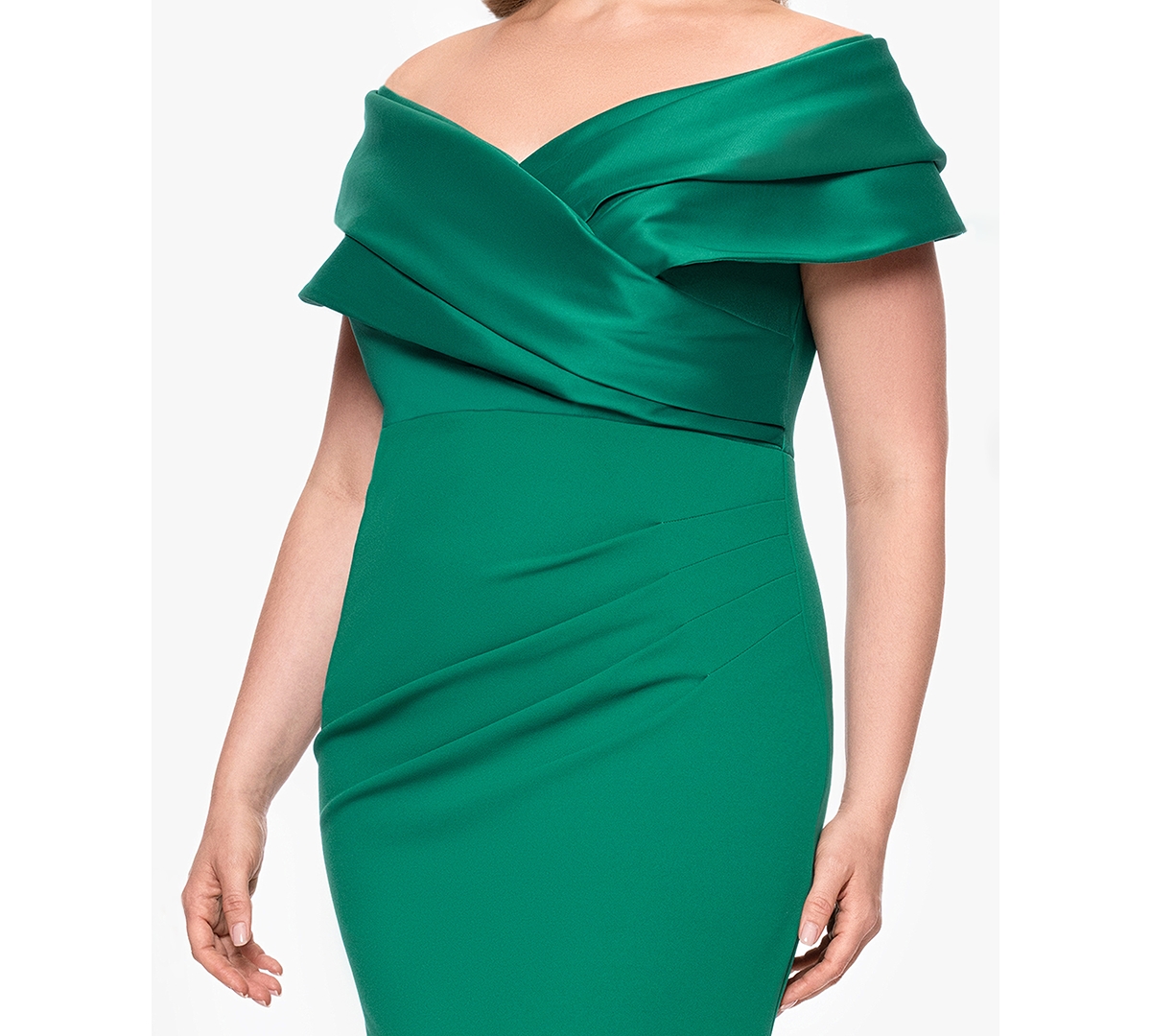 Betsy & Adam Plus Size Mixed-material Off-the-shoulder Gown In Green