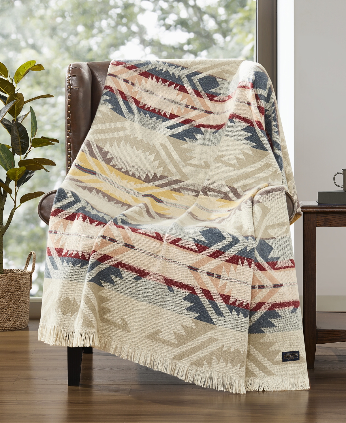 Pendleton White Sands Throw, 50" X 70" In White