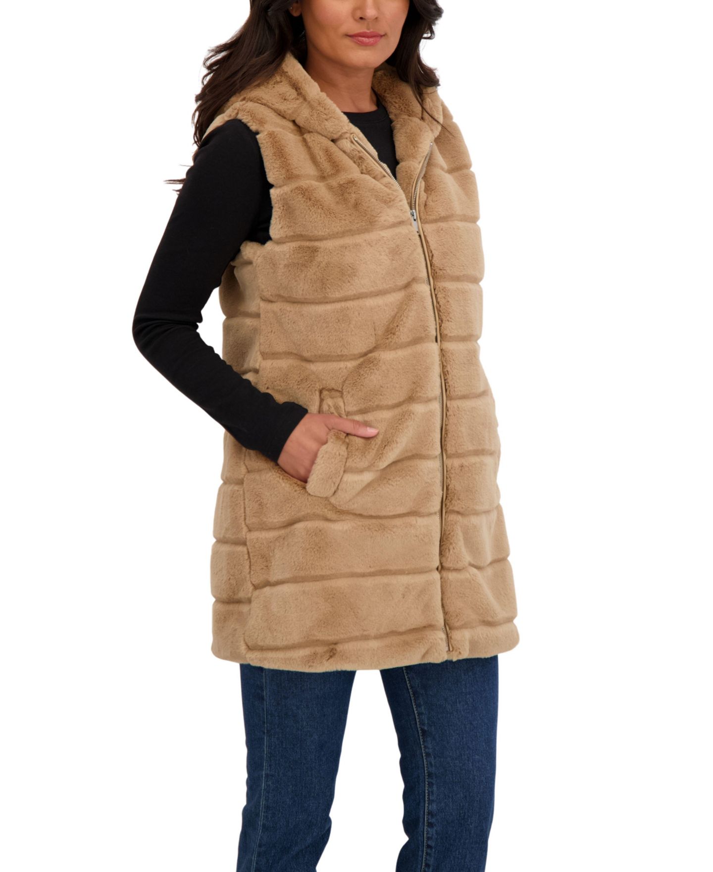 Женский жилет Sebby Collection Hooded Grooved 3/4 Faux Fur Vest, цвет: Верблюжий — фото 3