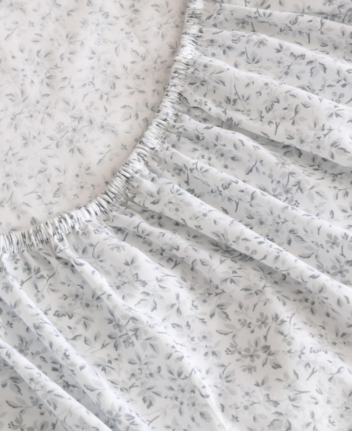 Laura Ashley Closeout!  300 Thread Count Cotton Sateen 4-pc. Sheet Set, King
