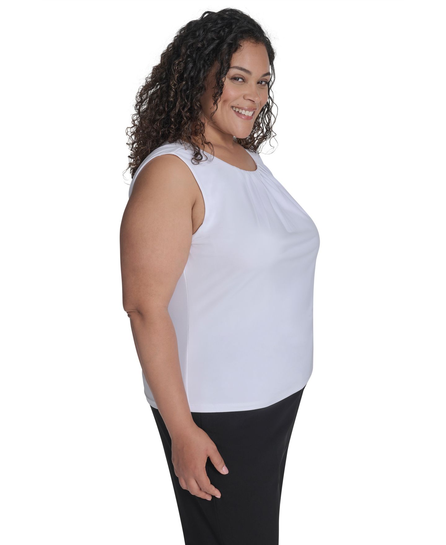 Женский топ Calvin Klein Plus Size Sleeveless Pleat-Neck, цвет: Белый — фото 2