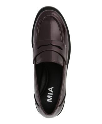 Women's Yoani Round Toe Lug Sole Loafers