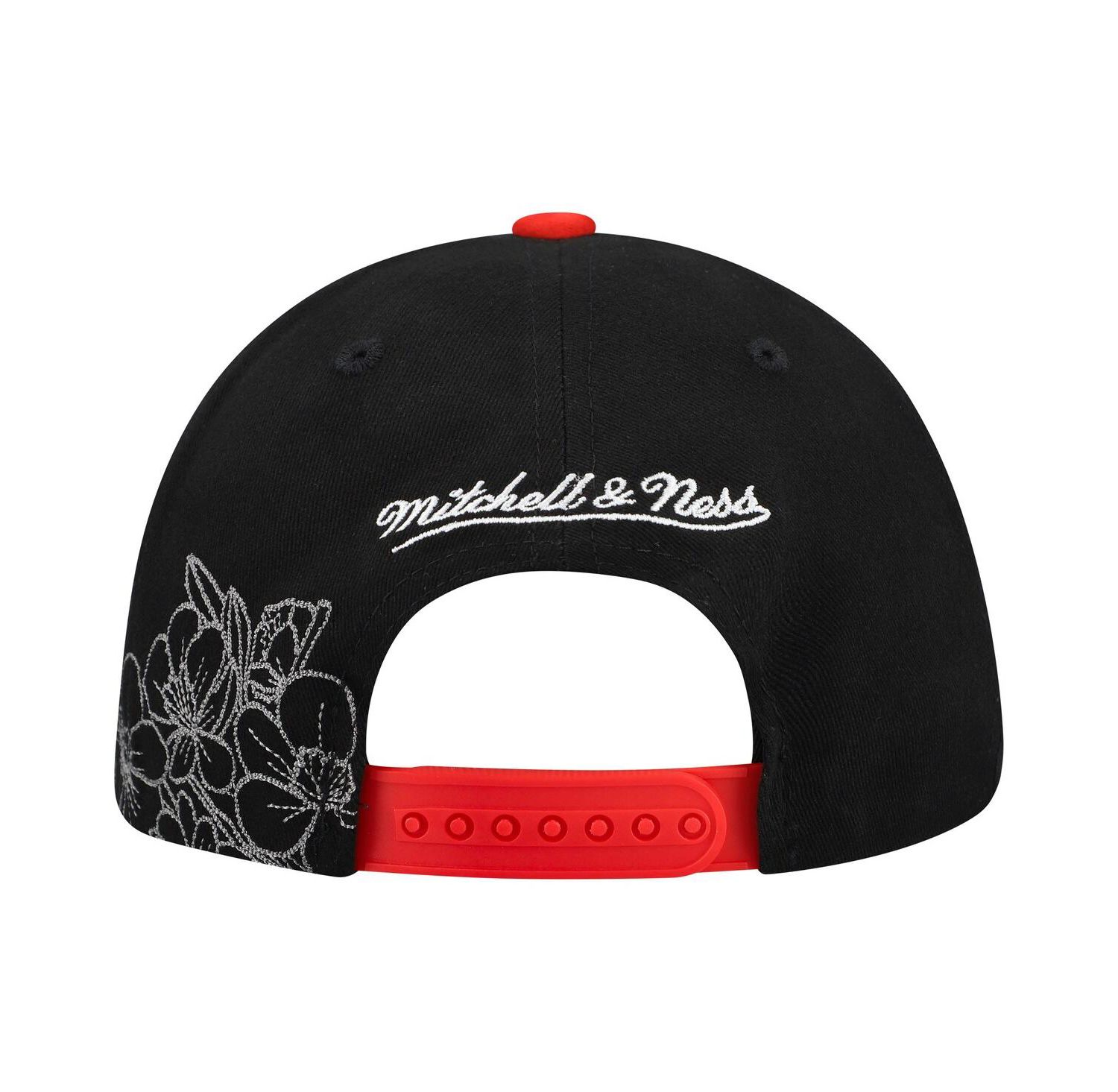 Black/Red Chicago Blackhawks May Flowers Pro Crown Adjustable Hat
