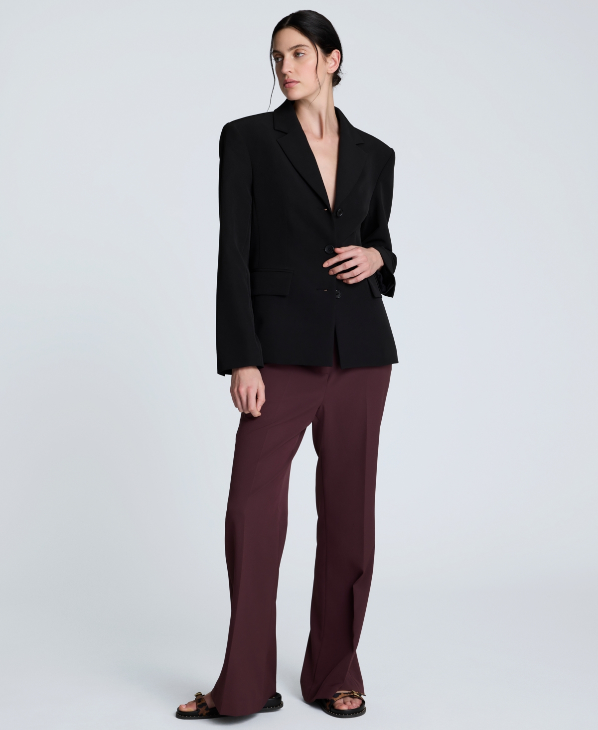 Kenneth Cole Luxe Twill Three Button Contoured Jacket In Black
