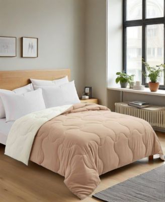 Lightweight Reversible Quilted Down Alternative Comforter, Full/Queen