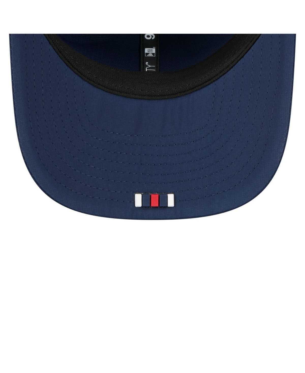 New Era Men's Navy New York Giants 2025 Sideline Throwback 9seventy Trucker Adjustable Hat In Blue