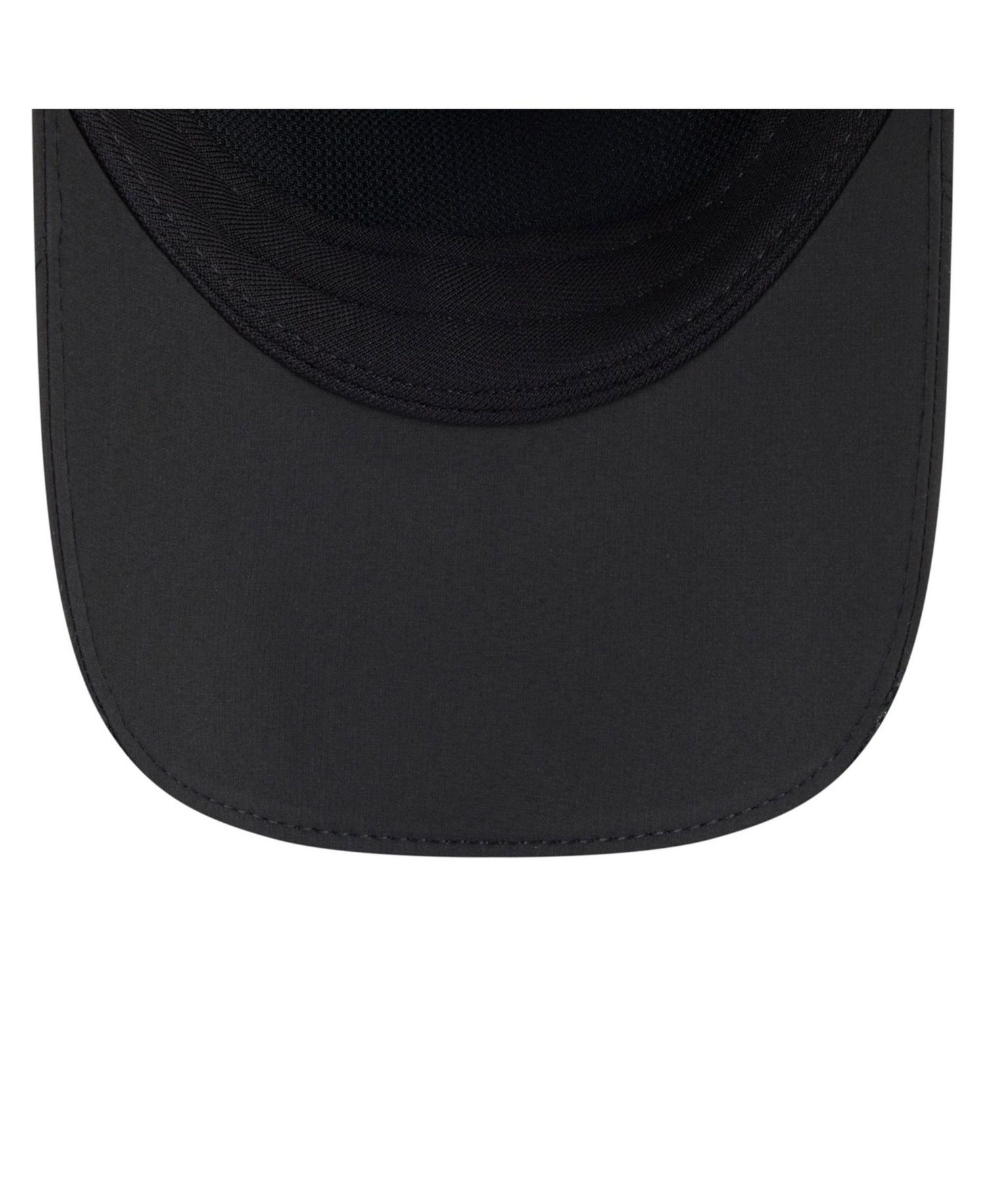 Men's Black Las Vegas Raiders 2025 Sideline Runner Adjustable Hat