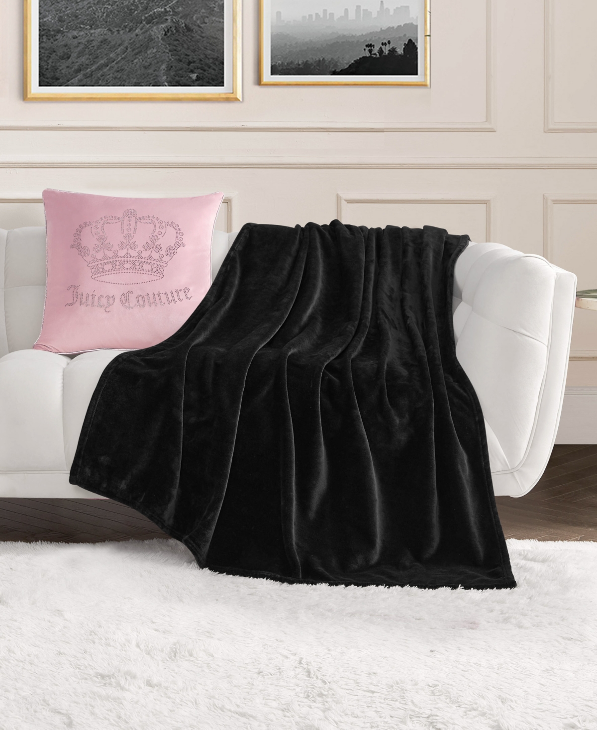 Juicy Couture Plush Throw, 50" X 70" In Black