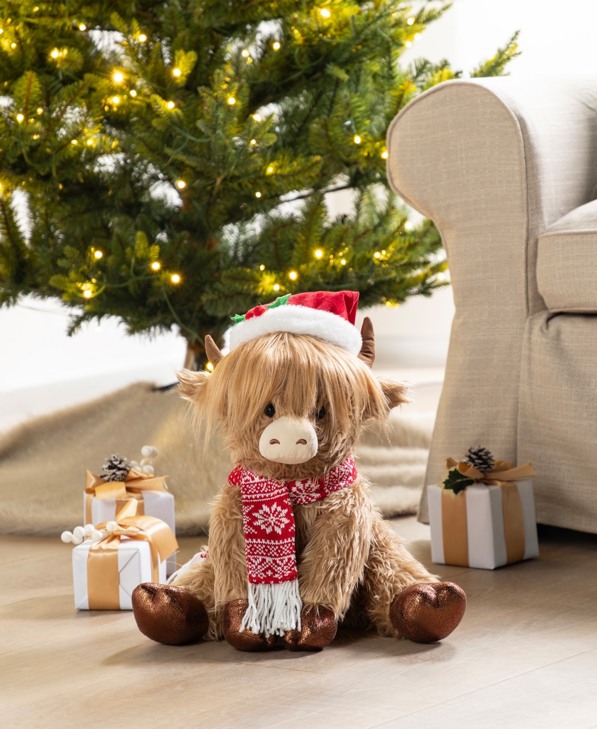 Glitzhome 15.25" Christmas Fabric Highland Cow In Multi