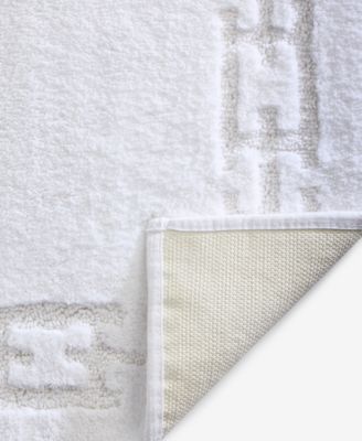 Sculpted Chain-Link Cotton Bath Rug, 20" x 34"