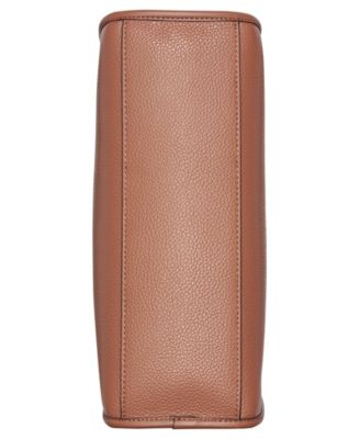 Lyla Signature-Blocked Shoulder