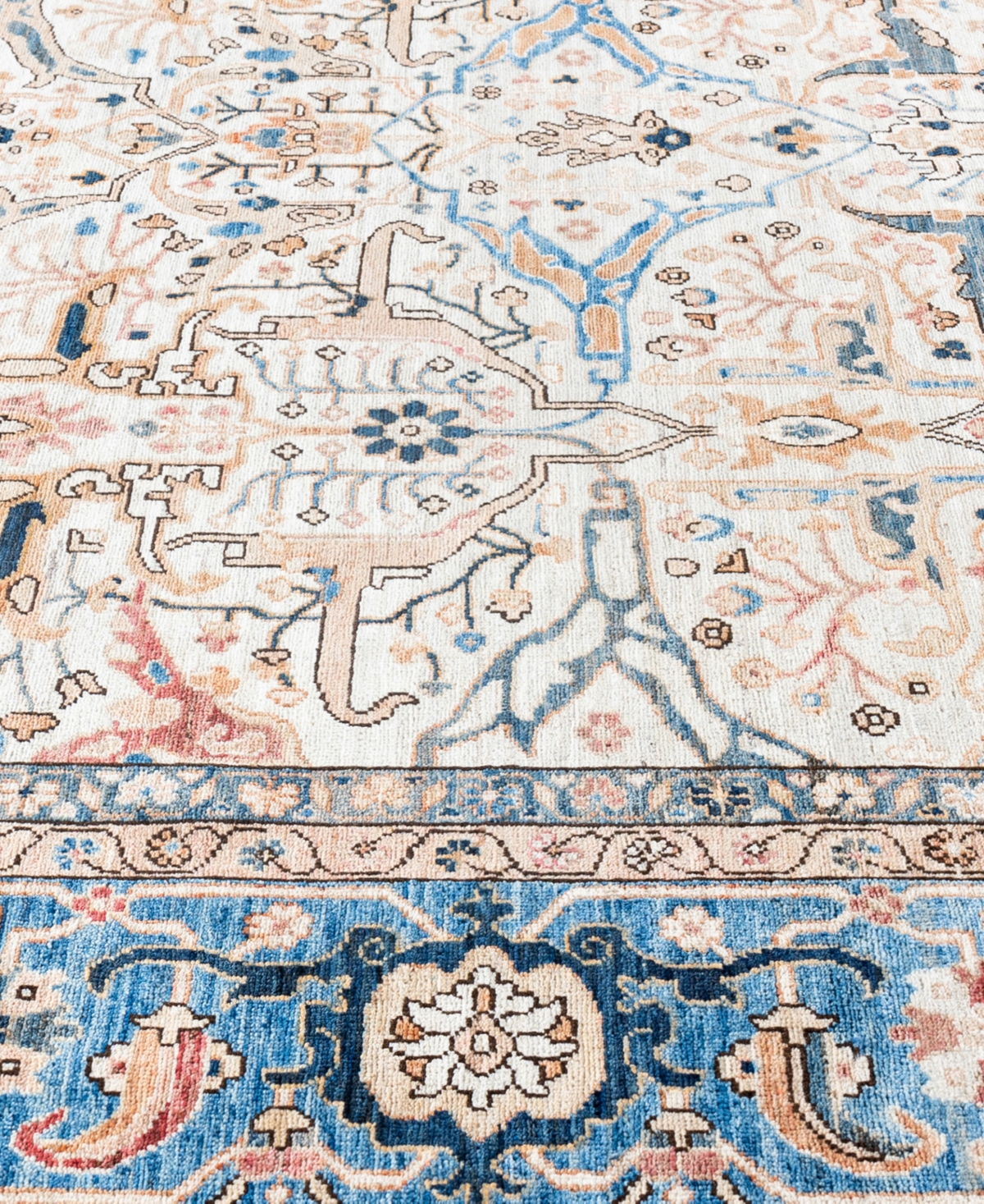 Adorn Hand Woven Rugs Serapi M0103-186 9'x11'10" Area Rug In White