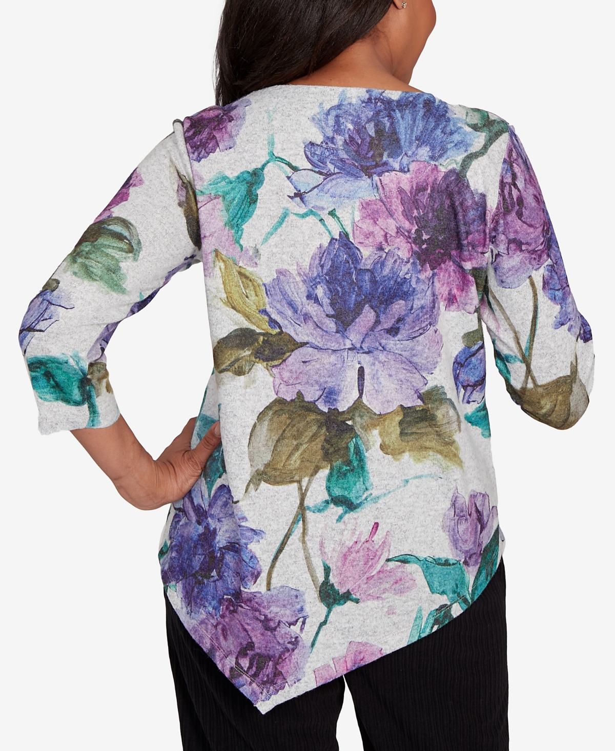 Alfred Dunner Petite Lake Champlain Asymmetrical Watercolor Flower Top In Multi