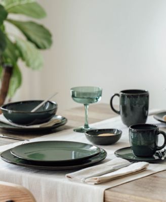  Lave Dinnerware Collection 
