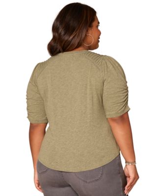 Plus Size Puff-Sleeve V-Neck Top