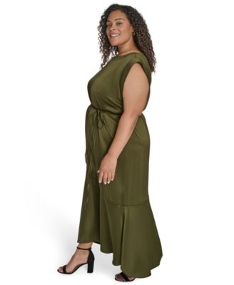 Plus Size Cap Sleeve Midi Dress