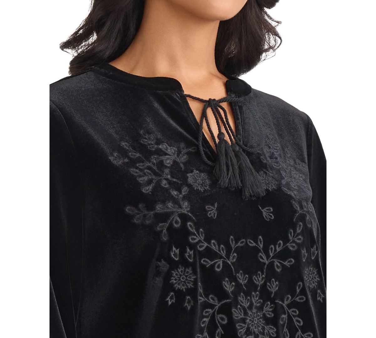 Jones New York Embroidered Split Neck Top In Black
