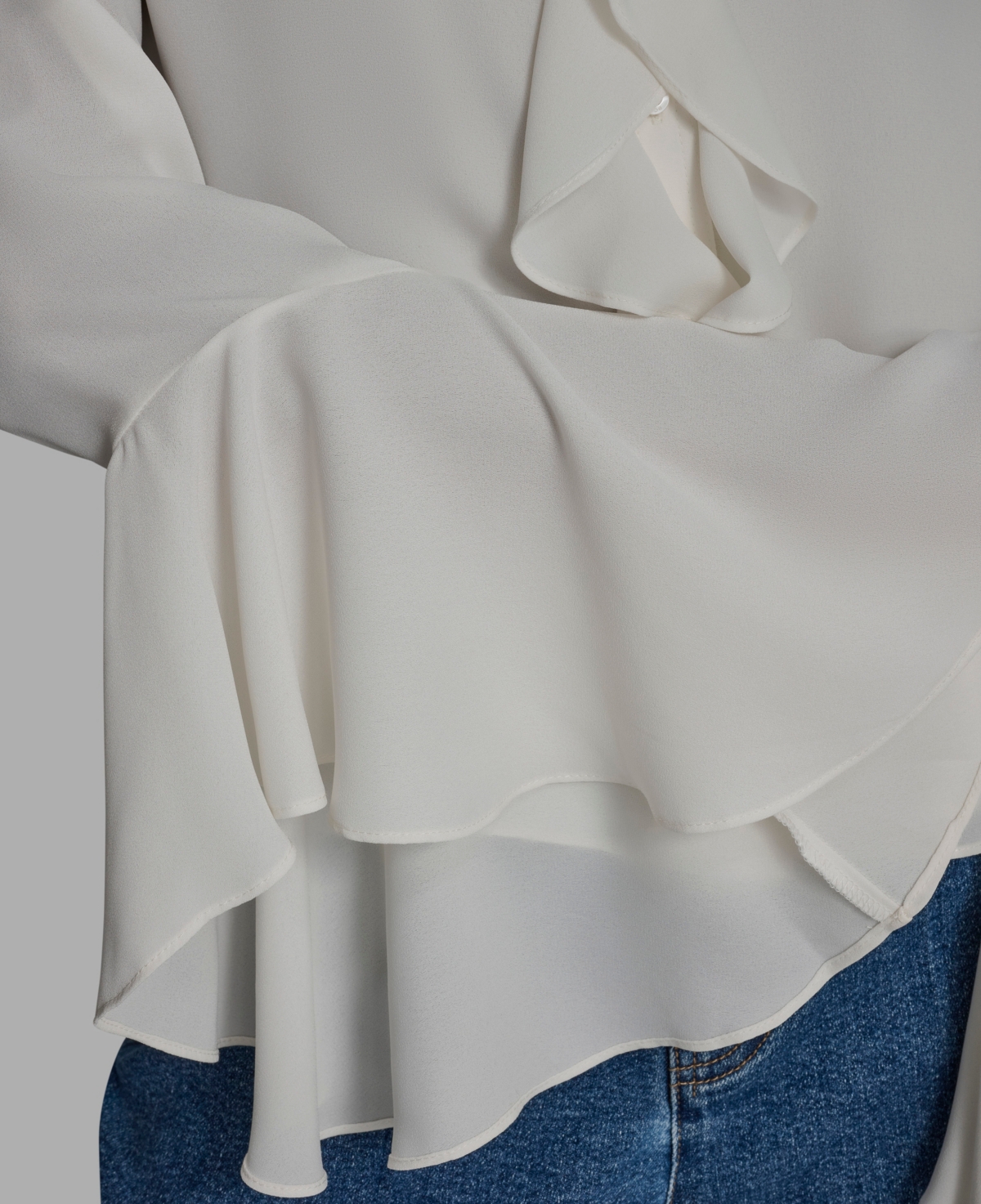 Bcbg Women's Collar Neck Ruffle Top In White