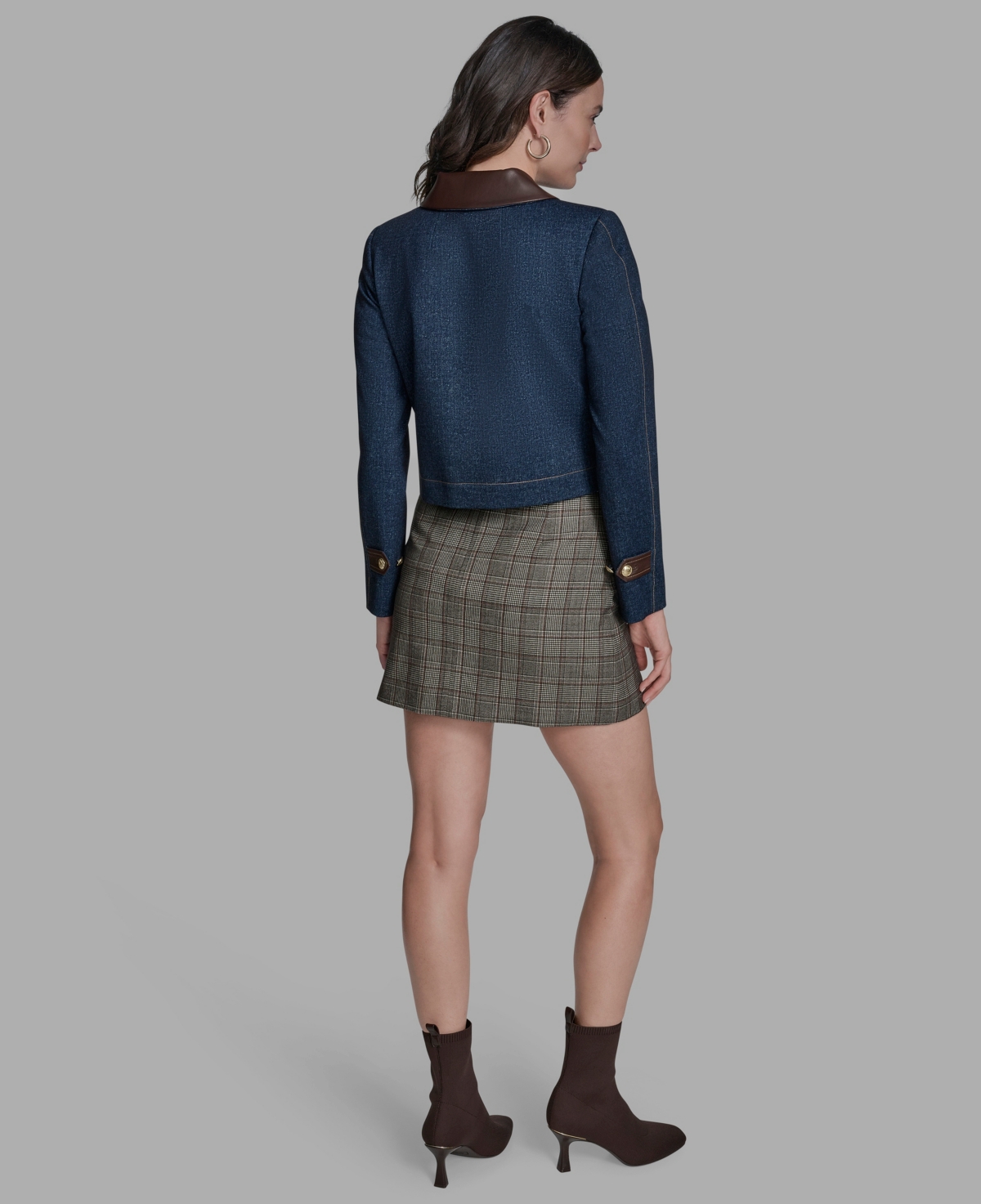 Bcbg Women's Collared Long Sleeve Denim Jacket In Blue