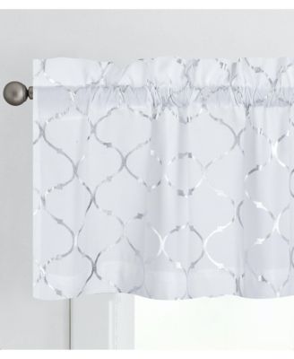 Living Metallic Foil Lattice Quatrefoil White and Silver Window Valance