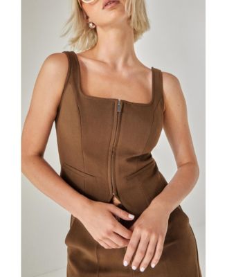 Women's Zip Front Sleeveless Tailored Top