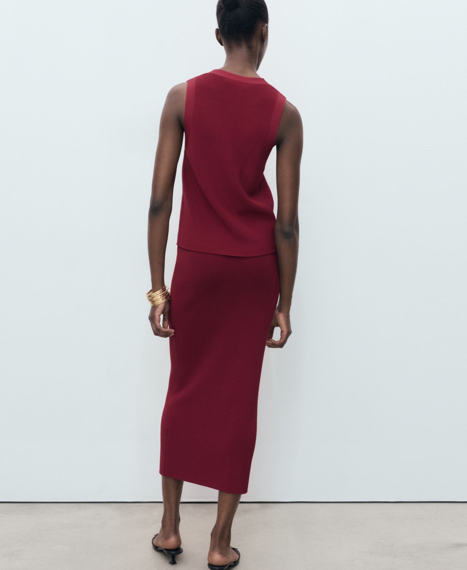 Women's Fine Knit Midi Skirt