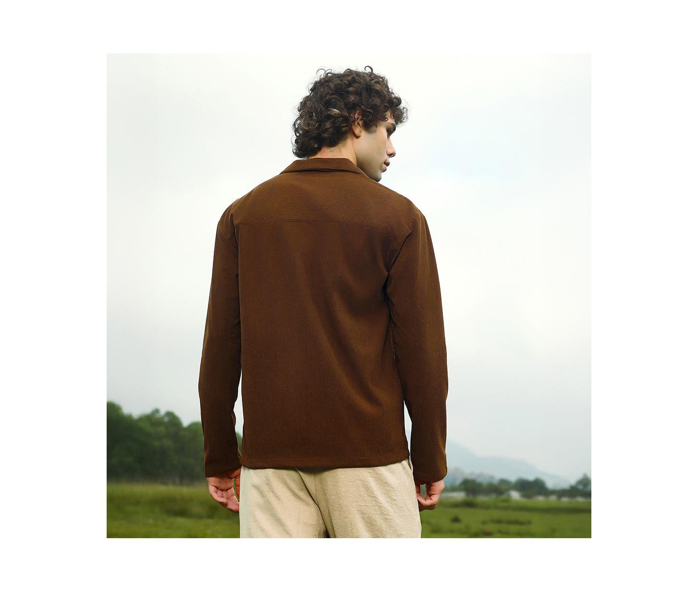 Мужская рубашка Cahoot Campus Sutra Chocolate Brown Ribbed Oversized, цвет: Коричневый — фото 2