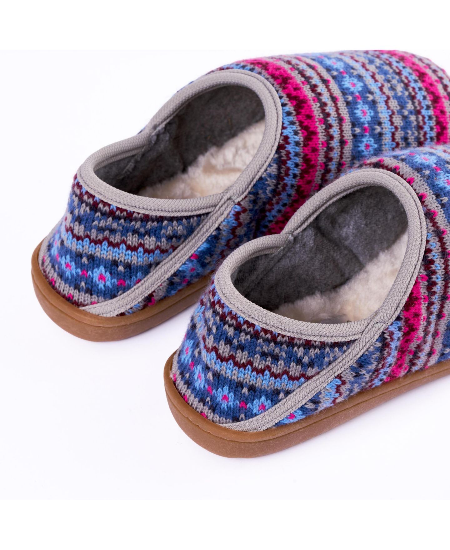 Женские тапочки Minnetonka Packaway Fabric Slipper Collabsible Heel, цвет: Синий разноцветный — фото 5