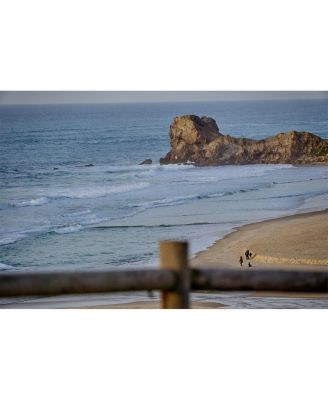 16-300mm f/3.5-6.7 DC OS Contemporary Lens for Sony E, Black