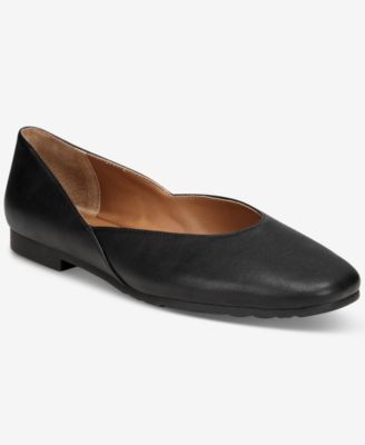 Women's Ashtonn Snip Toe Ballet Flats, Exclusively at Macy's