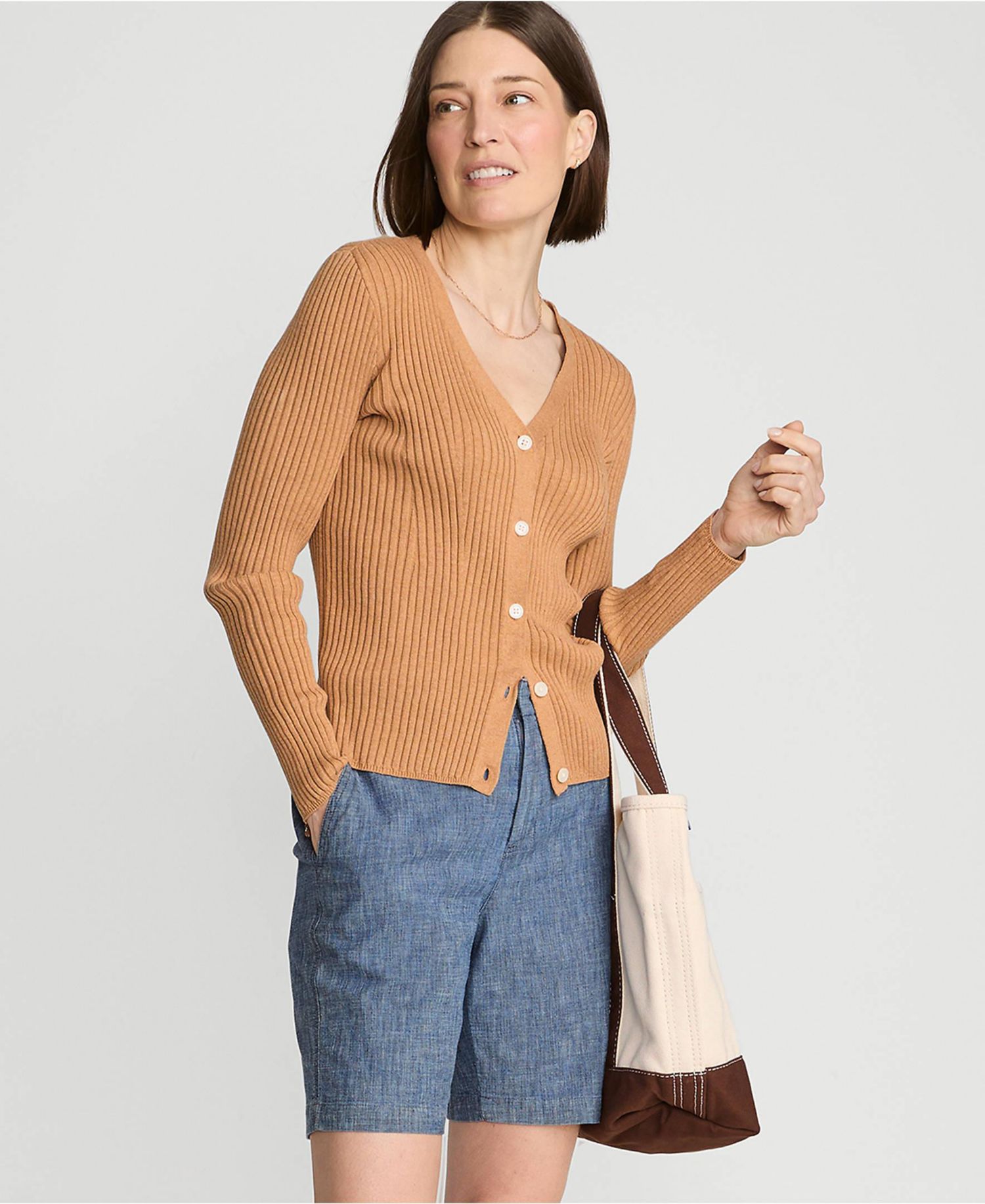 Petite Classic 7" Shorts