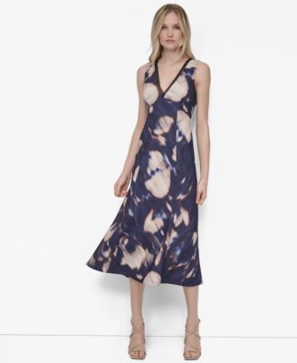 DKNY