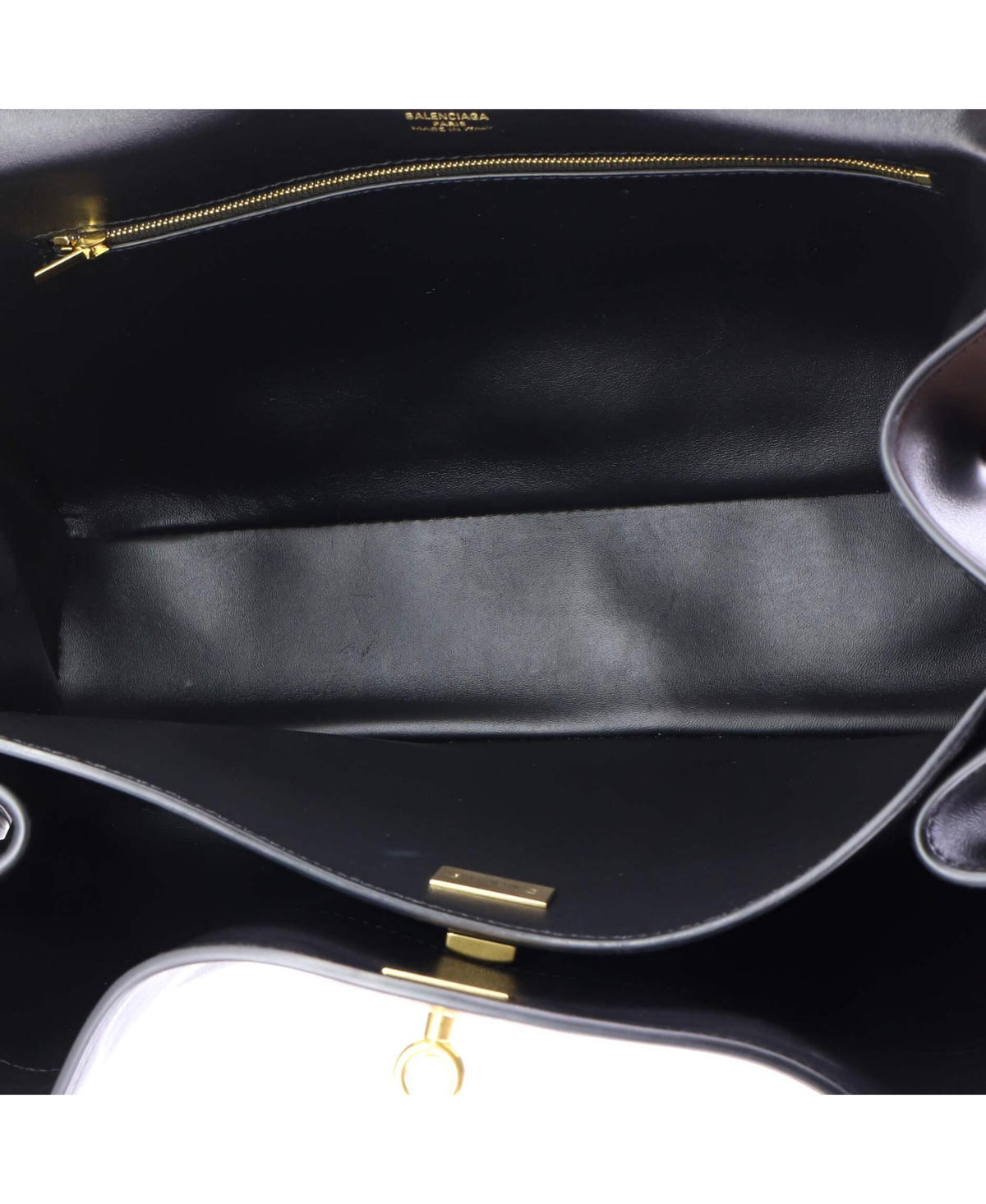 Pre-Owned Balenciaga Medium Rodeo Shoulder Bag Leather