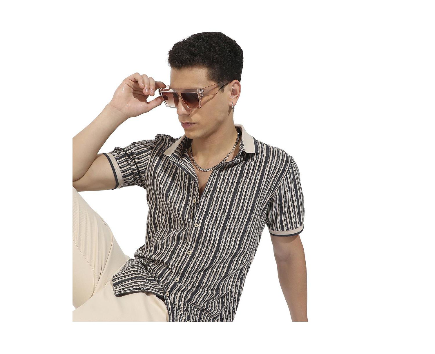 Men's Light Grey & Navy Blue Contrast Knitted Shirt