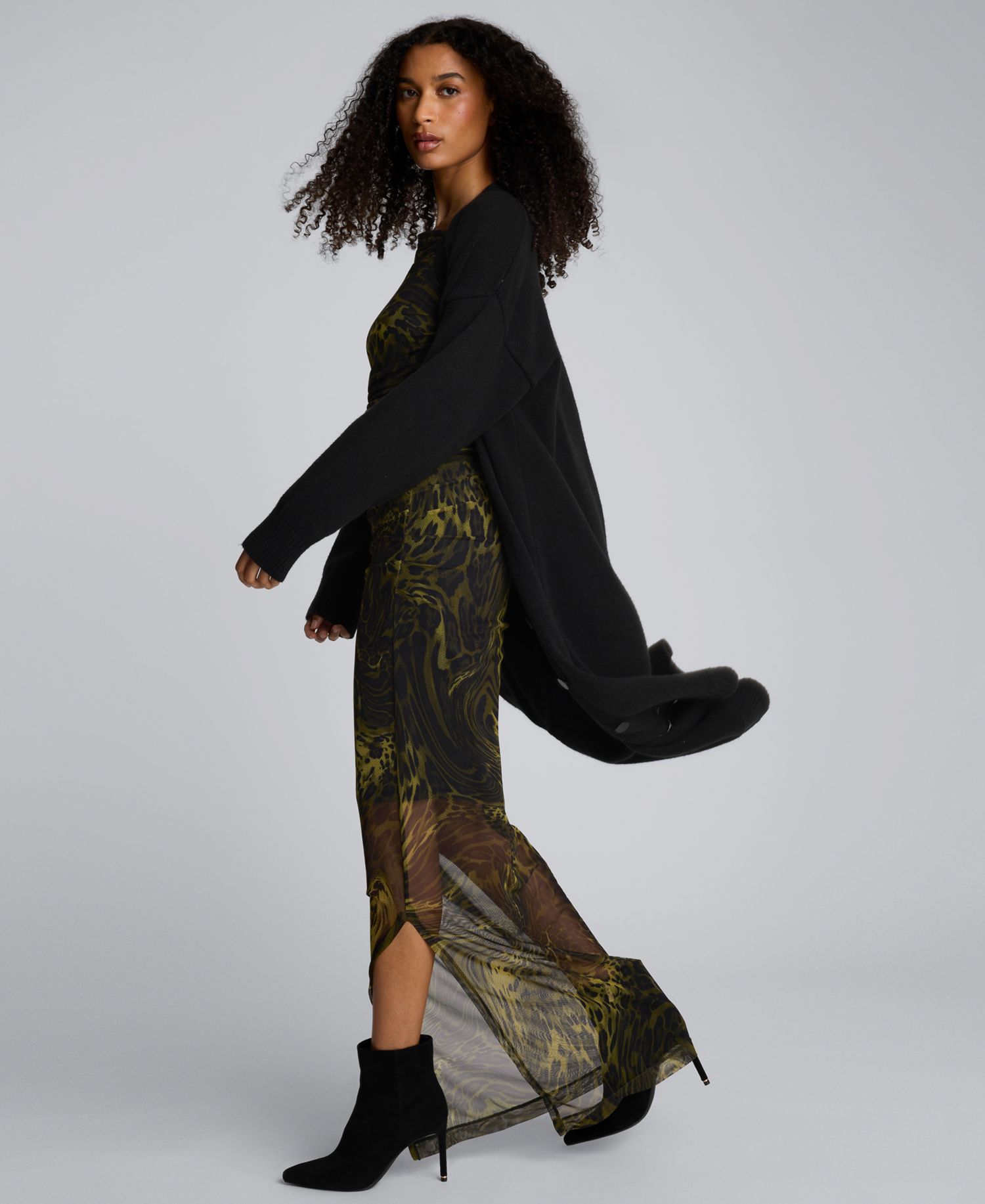 Women's Long Sleeve Ruched Printed Sheath Dress