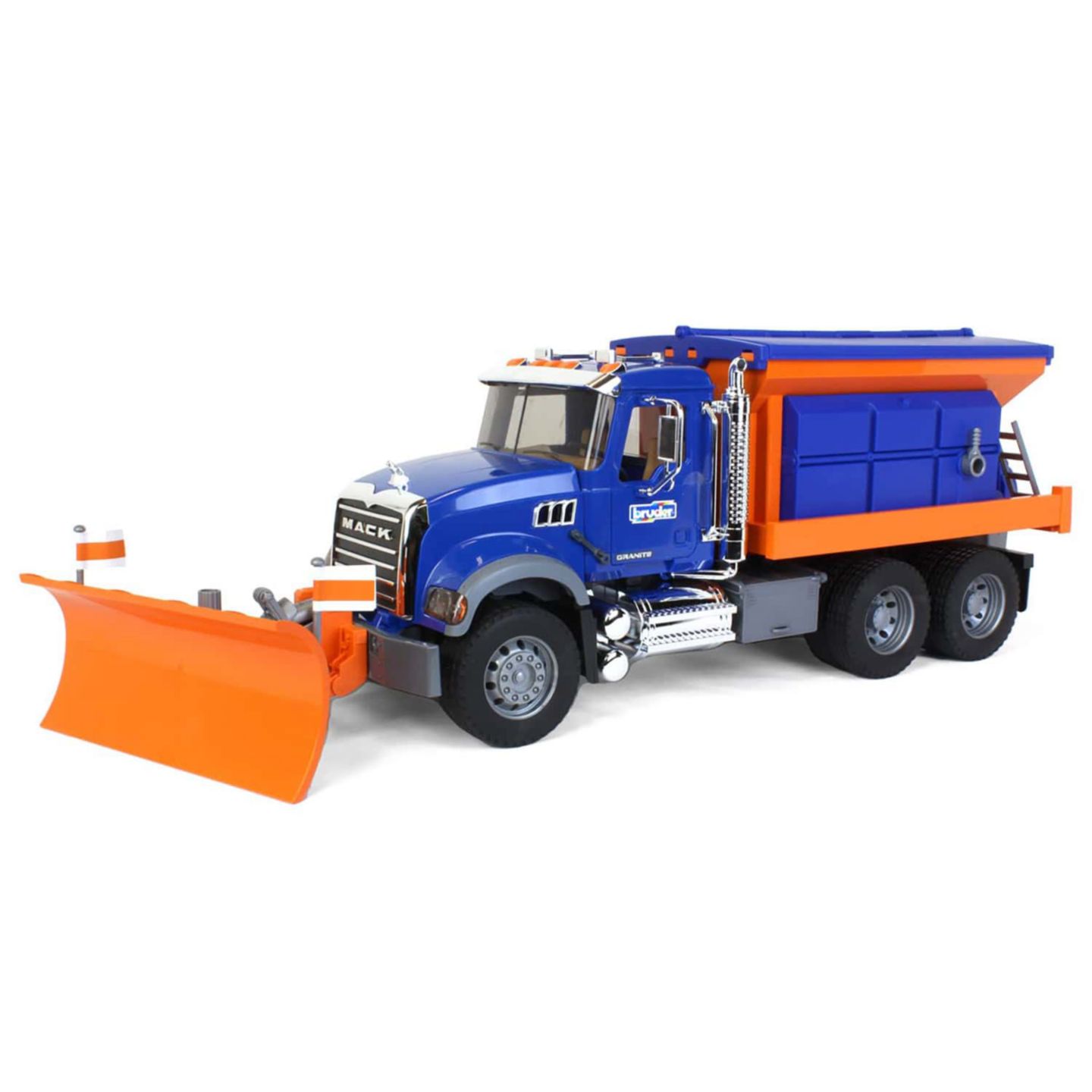 Детская игрушка Bruder 1:16 Scale Mack Granite Snow Plow Truck — фото 1