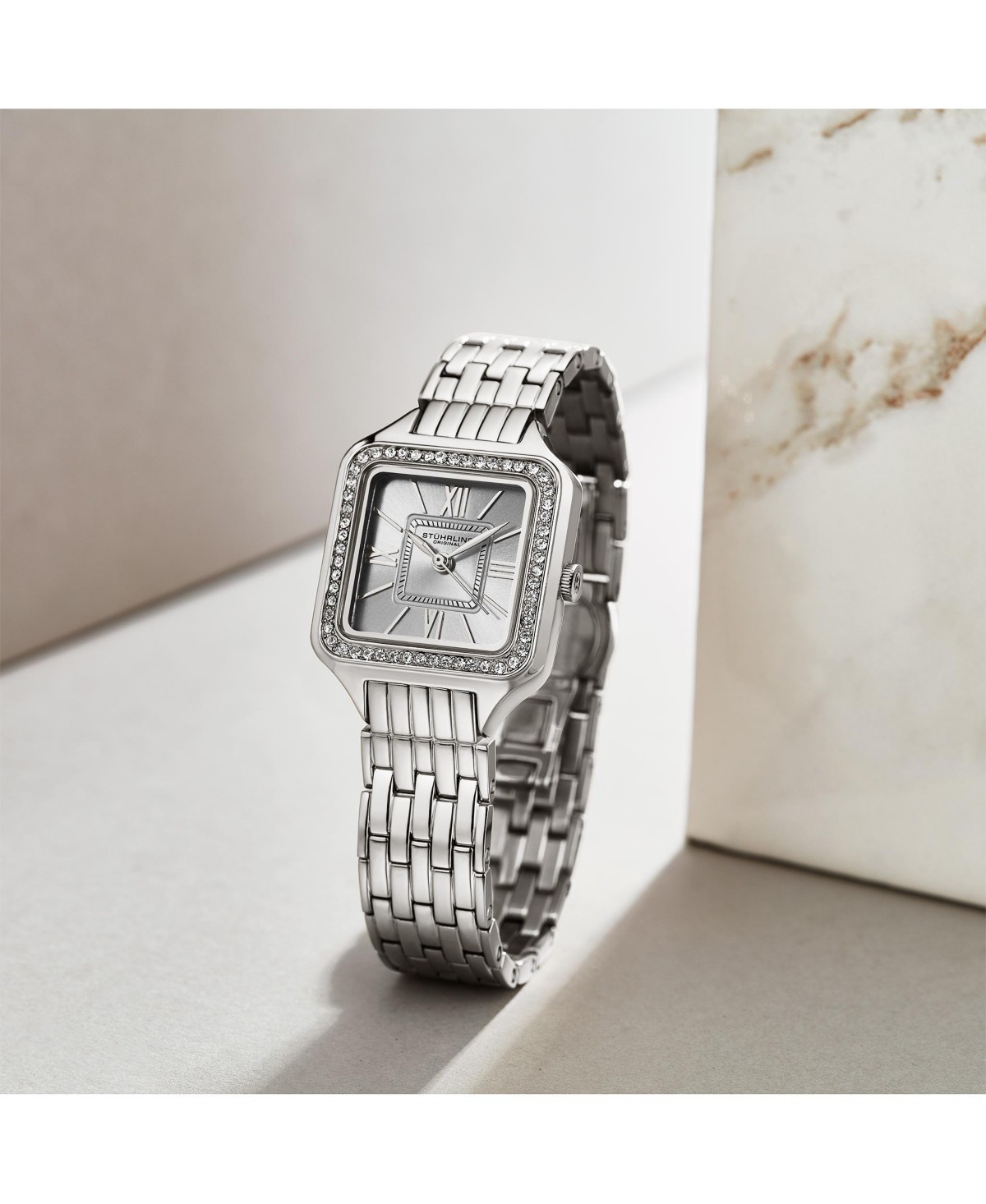 Женские часы Stuhrling Confidant 4020 квадратные с кристаллами на безеле — фото 4