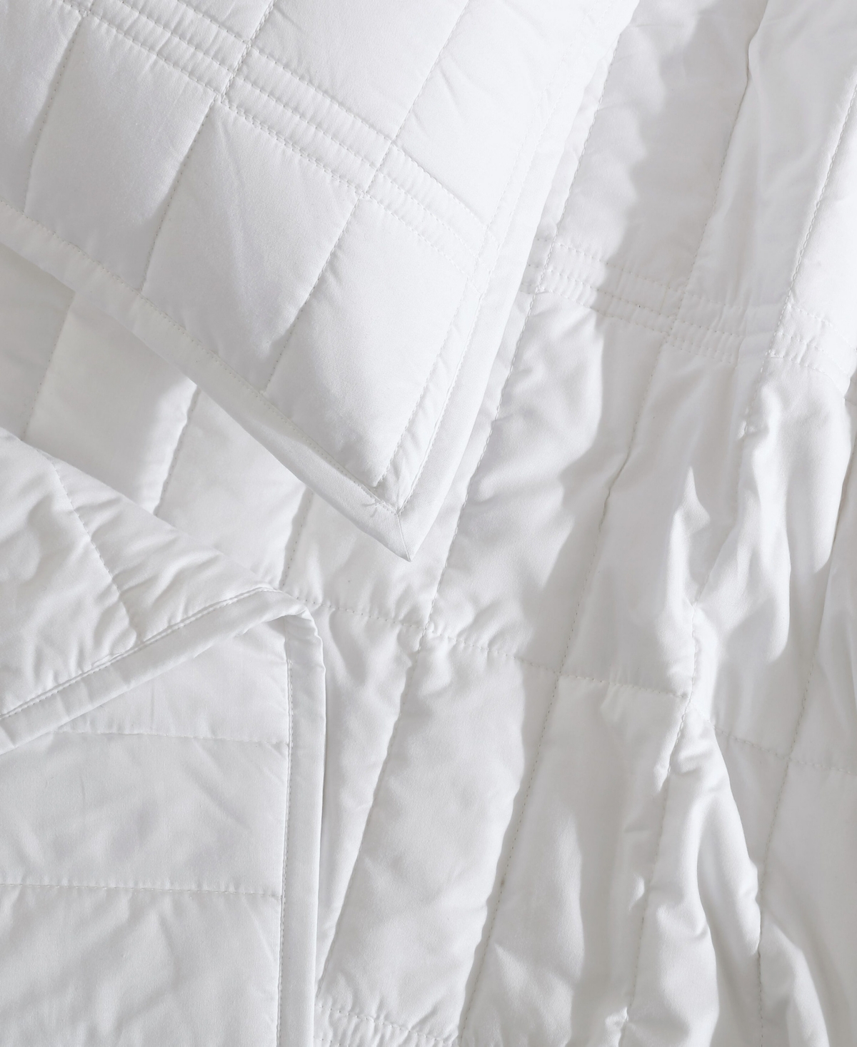 Calvin Klein Washed Percale Solid Cotton 3-pc. Quilt Set, King In White
