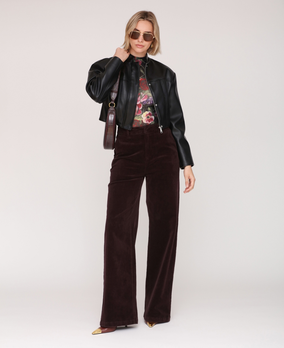 Avec Les Filles Women's Wide Shoulder Cropped Jacket In Black