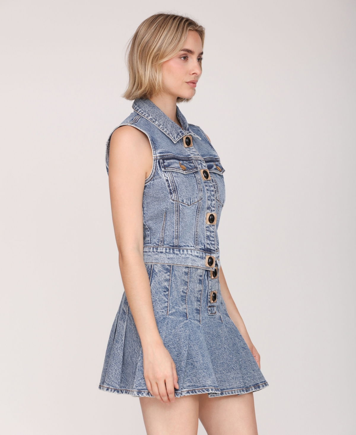 Avec Les Filles Women's Button Detail Trucker Vest
