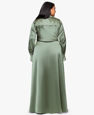 Plus Size Collared A-Line Ball Gown