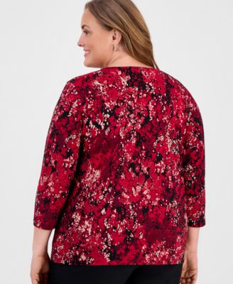 Plus Size Printed 3/4-Sleeve Pleated-Neck Top